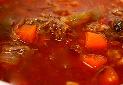 Sopa de Tomate e Carne